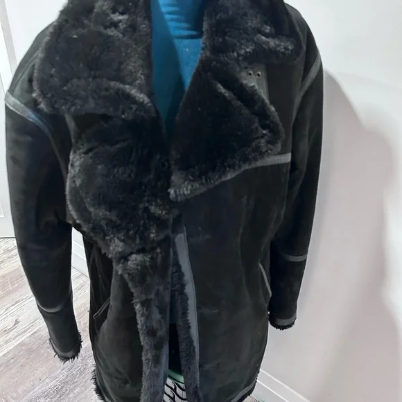 Men's Black Suede Shearling Coat Size Large - Picture 4 of 8